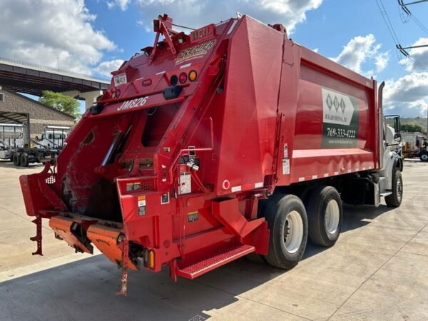 L5942 - 2023 FREIGHTLINER M2 106 REAR LOADER - Image 8