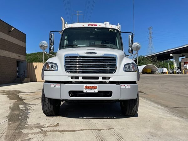 L5502 - 2023 FREIGHTLINER M2 106 REAR LOADER - Image 6